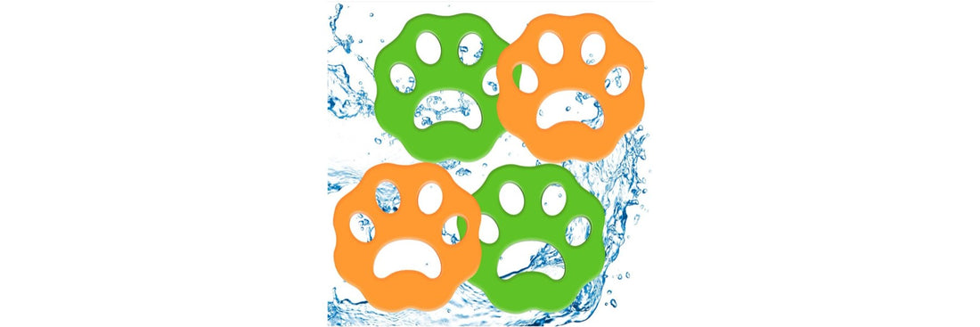 Paw-shaped pet hair catchers for laundry