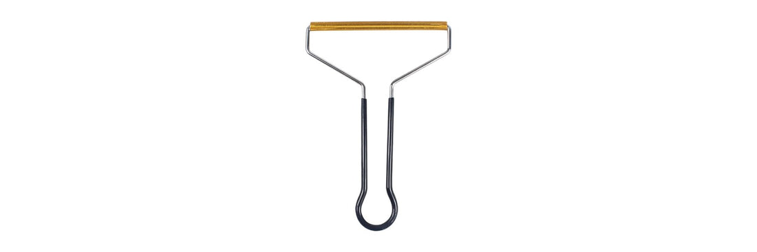 Portable lint remover and fabric shaver