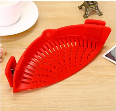 Red clip-on silicone strainer
