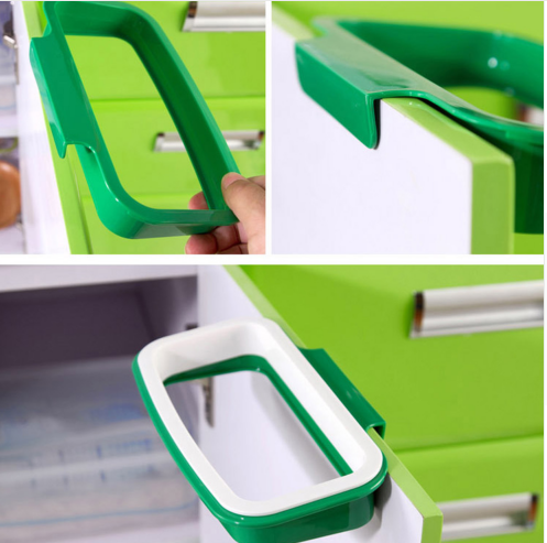 Close up of the trash bag holder rim