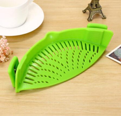 Clip-On Silicone Kitchen Strainer – Green